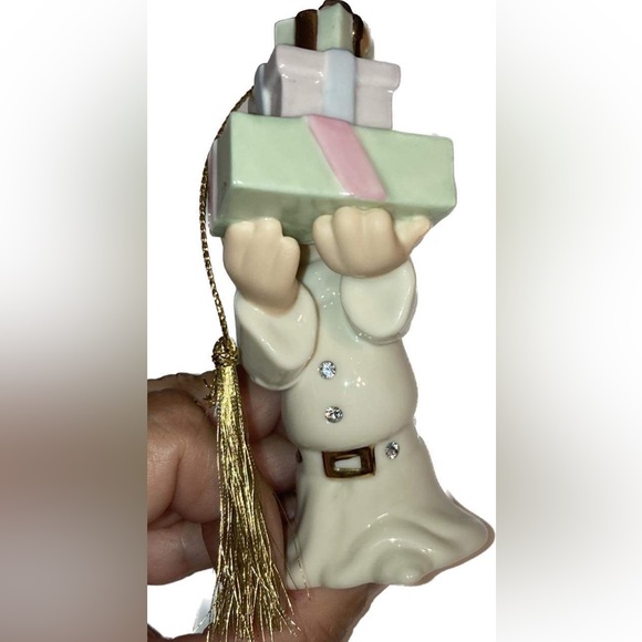 LENOX DOPEY’S HOLIDAY SURPRISE CHRISTMAS ORNAMENT NEW W/ CERT. OF AUTHENTICITY - Picture 7 of 12